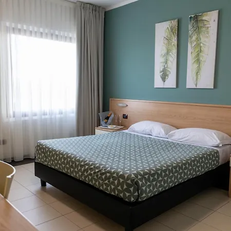 Ayri Hotel