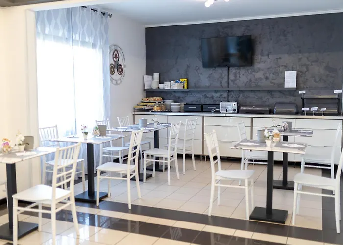 Ayri Hotel