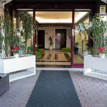 Hotel Ayri Medesano