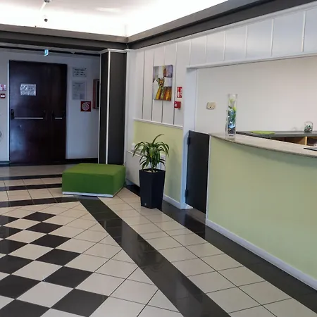 Ayri Hotel