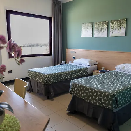 Hotel Ayri Medesano