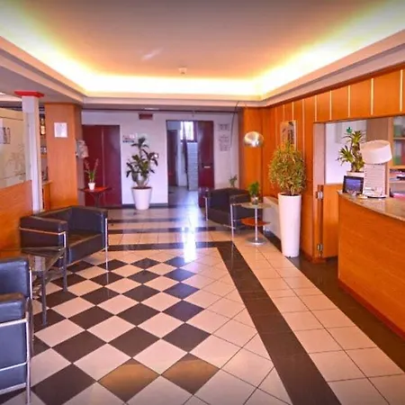 Ayri Hotel